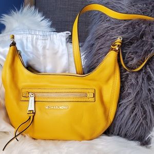 Michael Kors Crossbody yellow with gold hardware